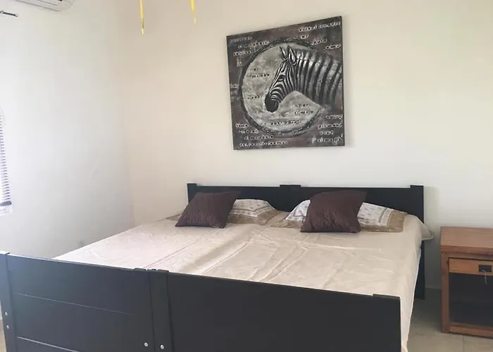 Casa Mikeles